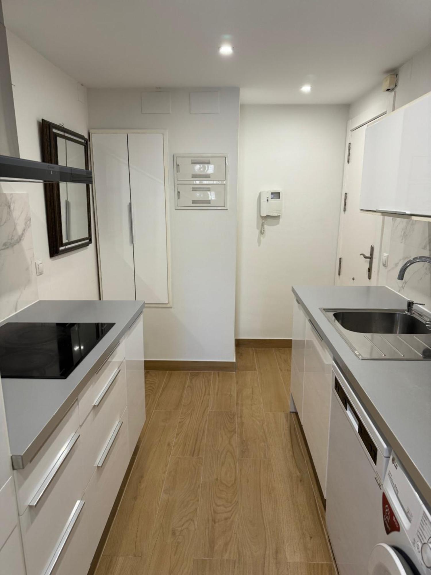 Mediterranean Malagueta Suite Málaga Esterno foto
