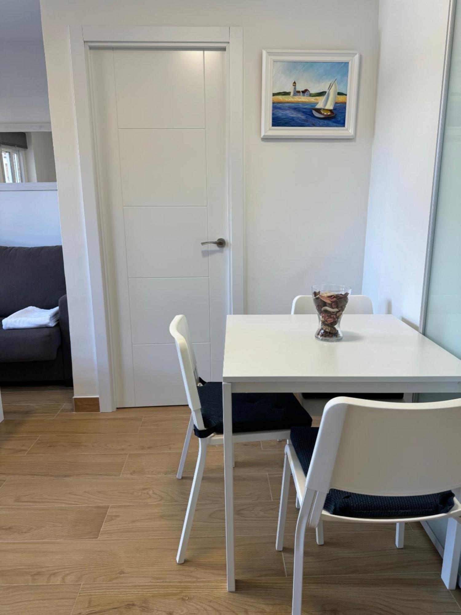 Mediterranean Malagueta Suite Málaga Esterno foto