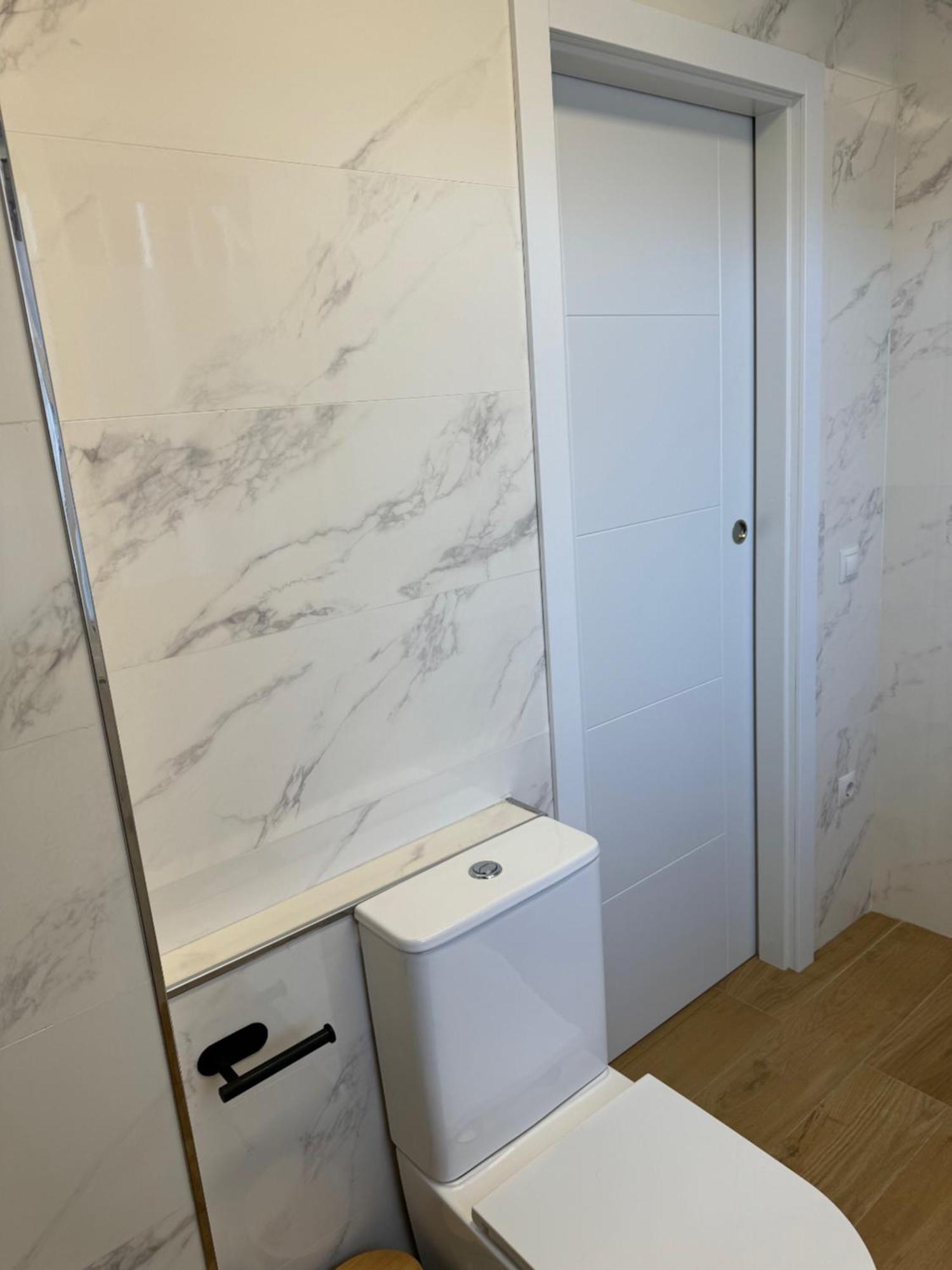 Mediterranean Malagueta Suite Málaga Esterno foto