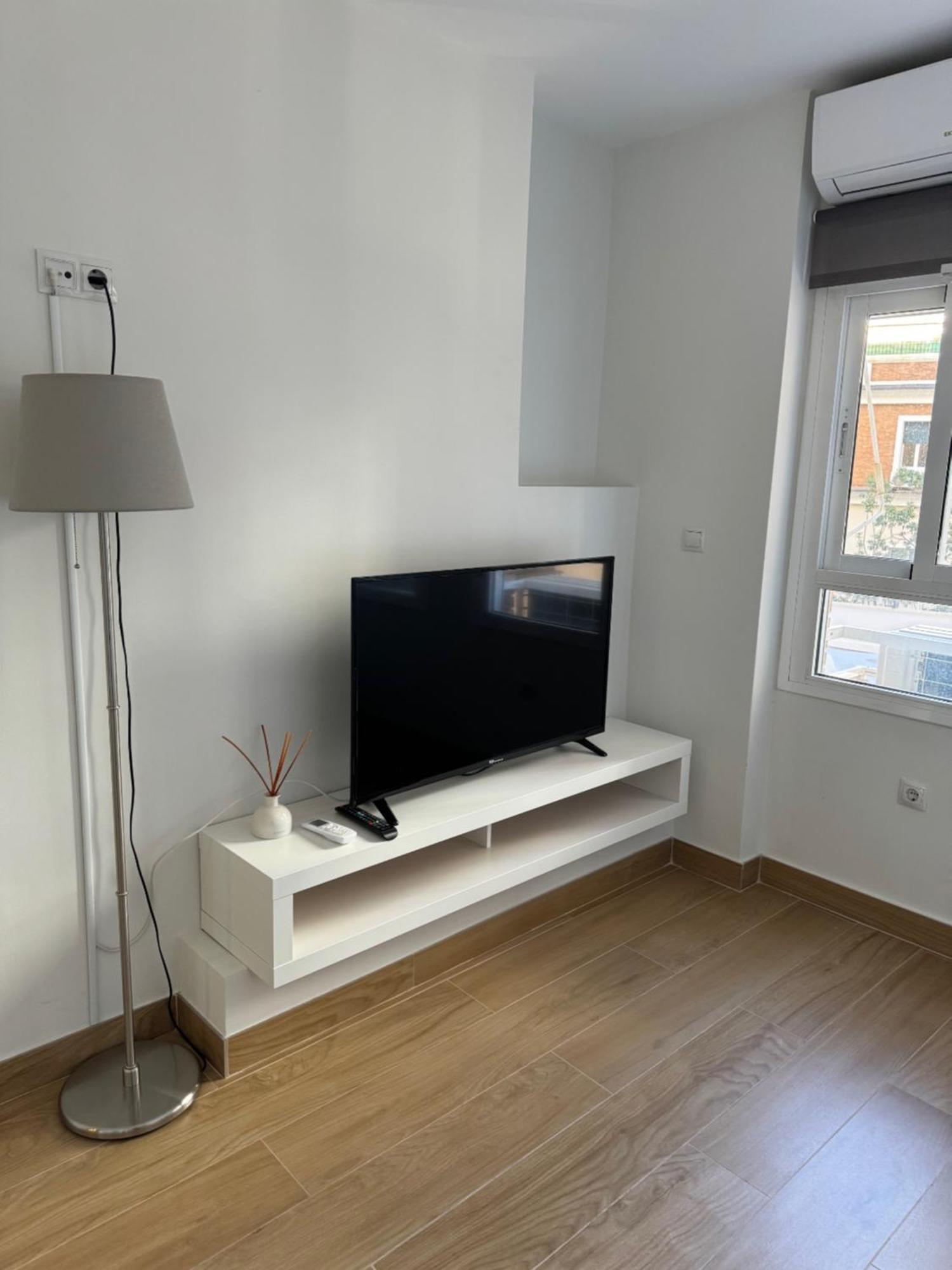 Mediterranean Malagueta Suite Málaga Esterno foto
