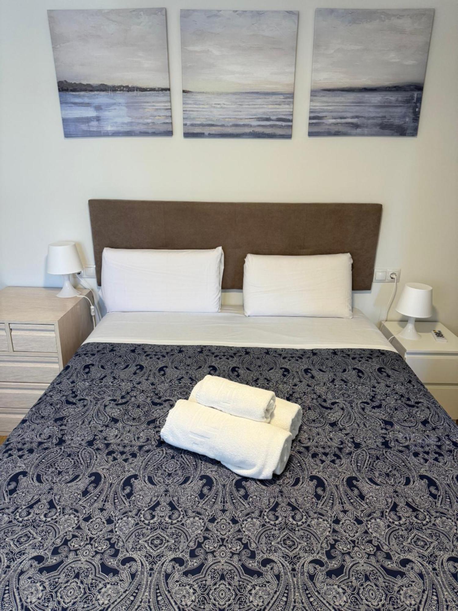 Mediterranean Malagueta Suite Málaga Esterno foto